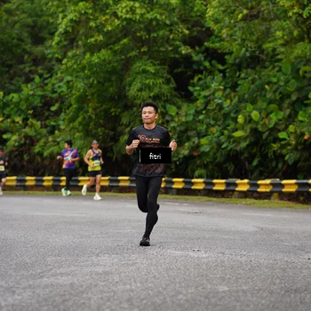 Runner Photo 8469439