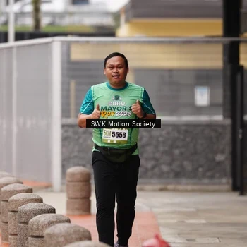 Runner Photo 8469441