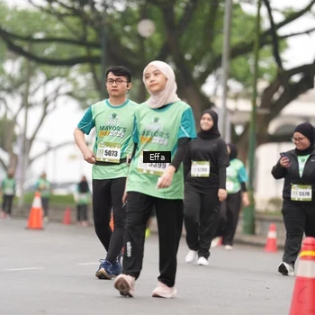 Runner Photo 8469564