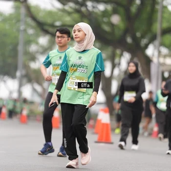 Runner Photo 8469573