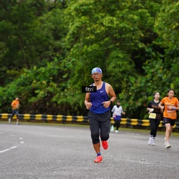 Runner Photo 8469574