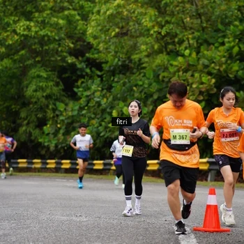 Runner Photo 8469579