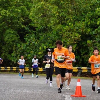 Runner Photo 8469617
