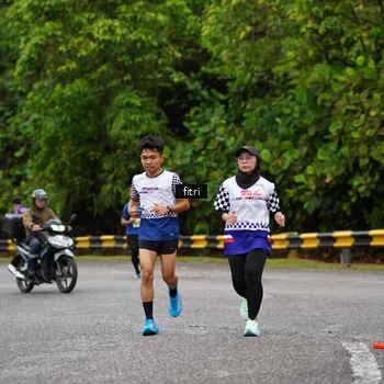 Runner Photo 8469621