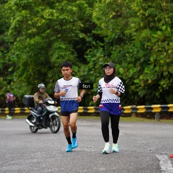 Runner Photo 8469636