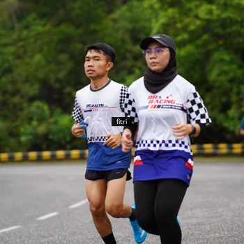 Runner Photo 8469637