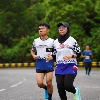Runner Photo 8469638