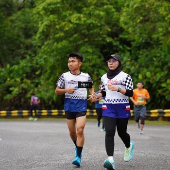 Runner Photo 8469650