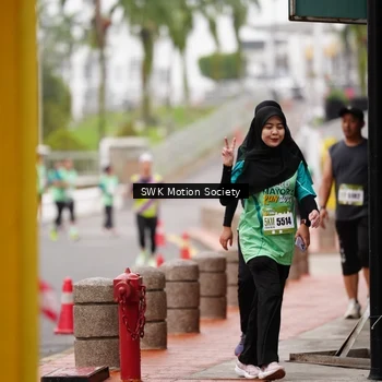 Runner Photo 8469661