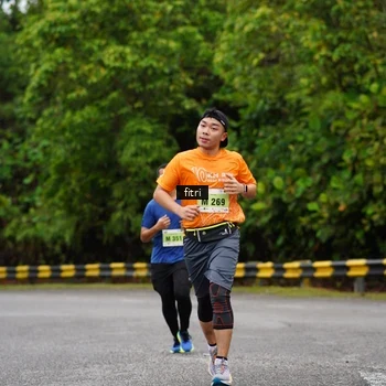 Runner Photo 8469664