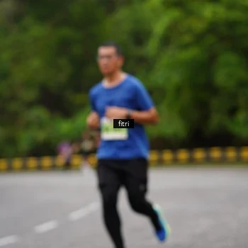 Runner Photo 8469675