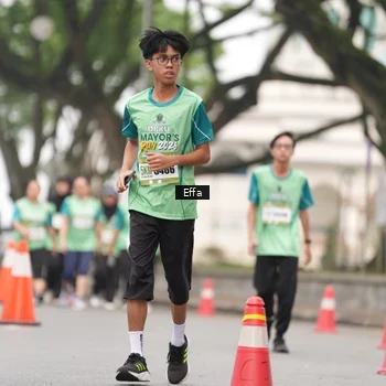 Runner Photo 8469677