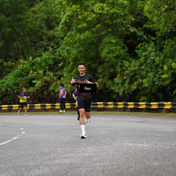 Runner Photo 8469694