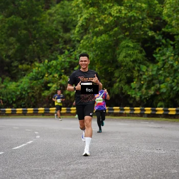Runner Photo 8469716
