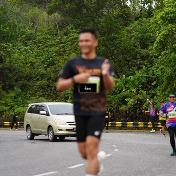 Runner Photo 8469755