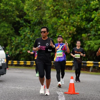 Runner Photo 8469831