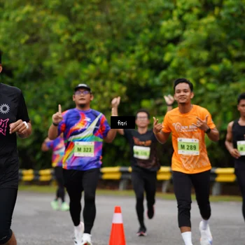 Runner Photo 8469854