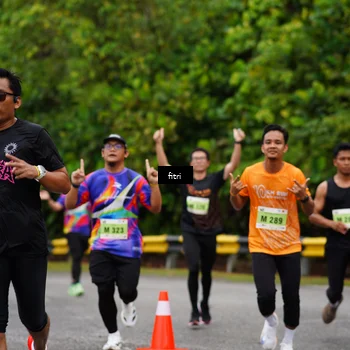 Runner Photo 8469855