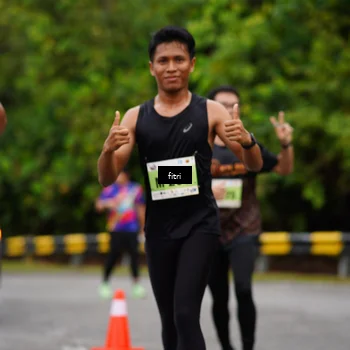 Runner Photo 8469879