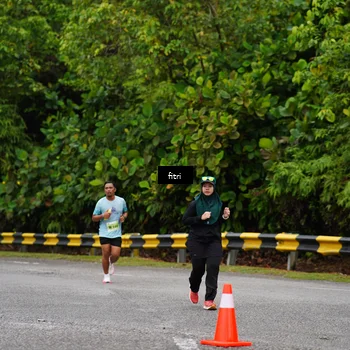 Runner Photo 8469931