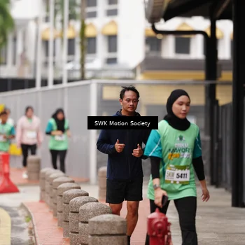 Runner Photo 8469935