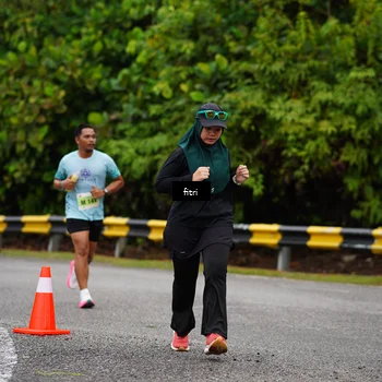 Runner Photo 8469938