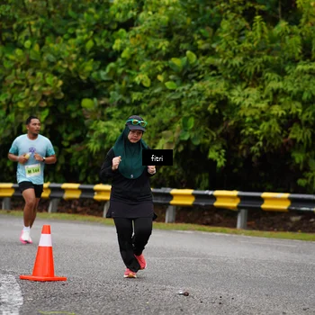 Runner Photo 8469953