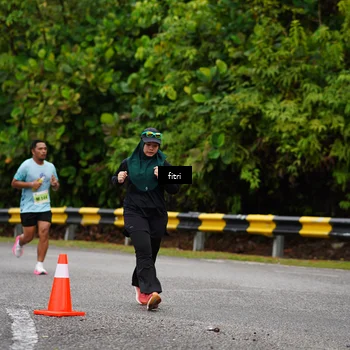Runner Photo 8469957