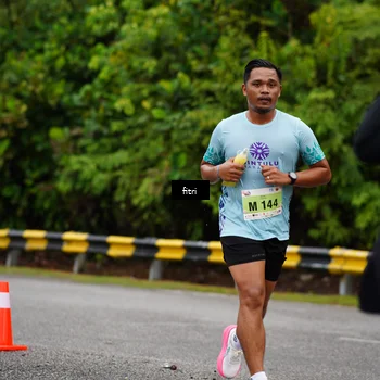 Runner Photo 8469983