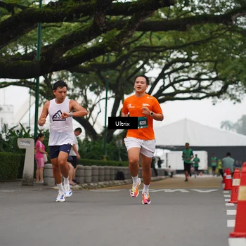 Runner Photo 8470004
