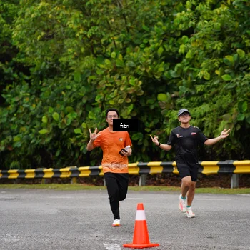 Runner Photo 8470021