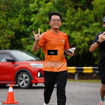 Runner Photo 8470028