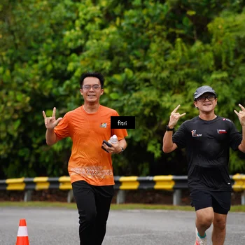 Runner Photo 8470038