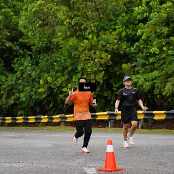 Runner Photo 8470040