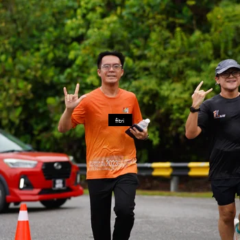 Runner Photo 8470047