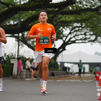 Runner Photo 8470056