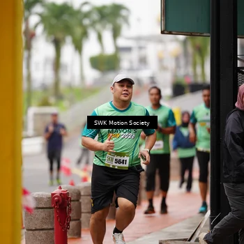 Runner Photo 8470172
