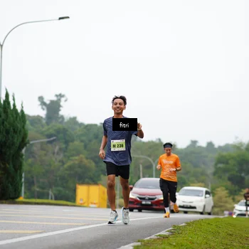 Runner Photo 8470173