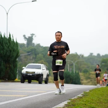 Runner Photo 8470235