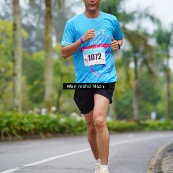 Runner Photo 8470247
