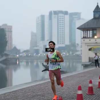 Runner Photo 8470251