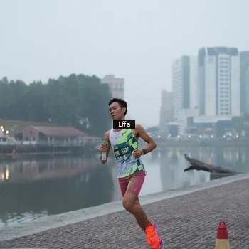 Runner Photo 8470260