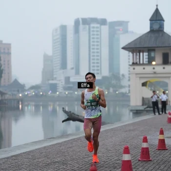 Runner Photo 8470263