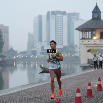 Runner Photo 8470287