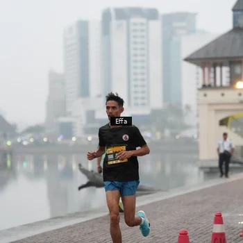 Runner Photo 8470323