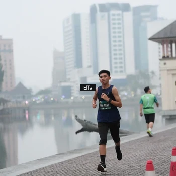Runner Photo 8470332