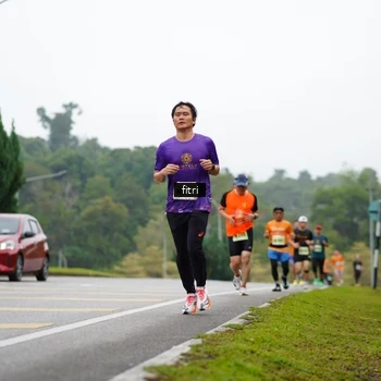 Runner Photo 8470358