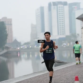 Runner Photo 8470368