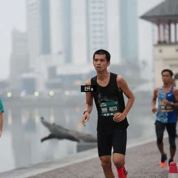 Runner Photo 8470371
