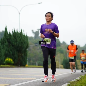 Runner Photo 8470379
